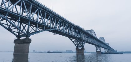 咭片套的技術解析與情感價值報告